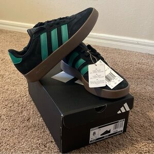 Adidas Barreda Men’s Size 8 Brand NEW In Box Sportswear JR1326 Gum Sole 🔥